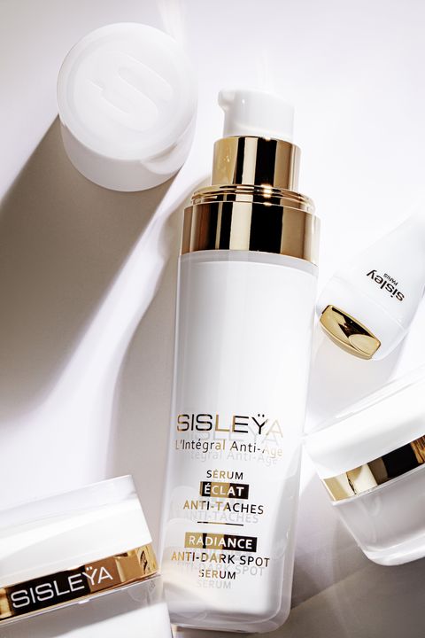 The innovative serum by French brand Sisley is designed to care for aging skin, so it has a powerful anti-ageing effect.
